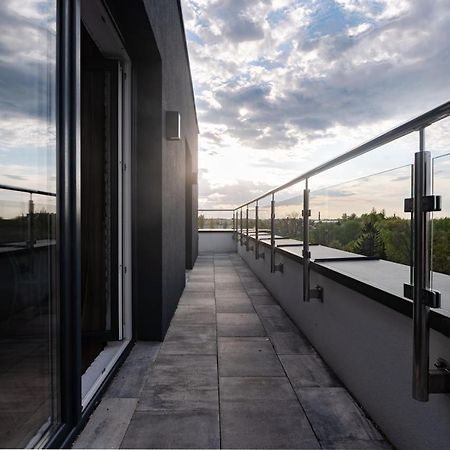 Lydynia Apartamento Ciechanów Exterior foto